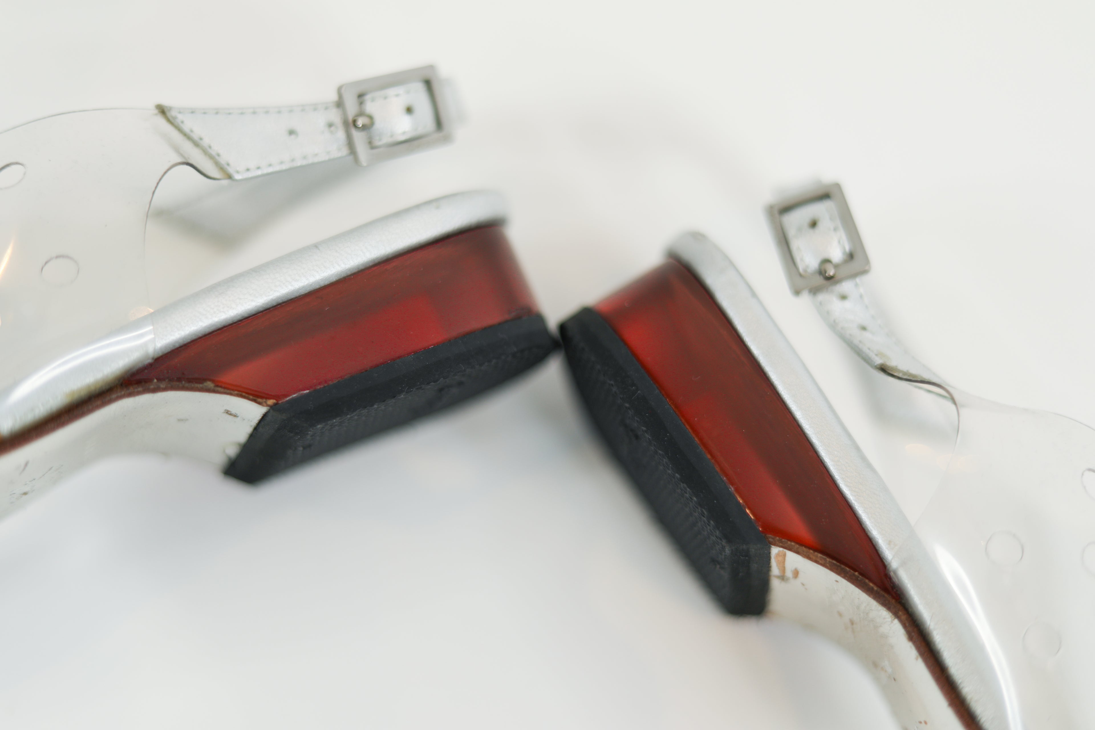 Vintage Chanel Clear/Metallic/Red Sandals Sz 35 1/2