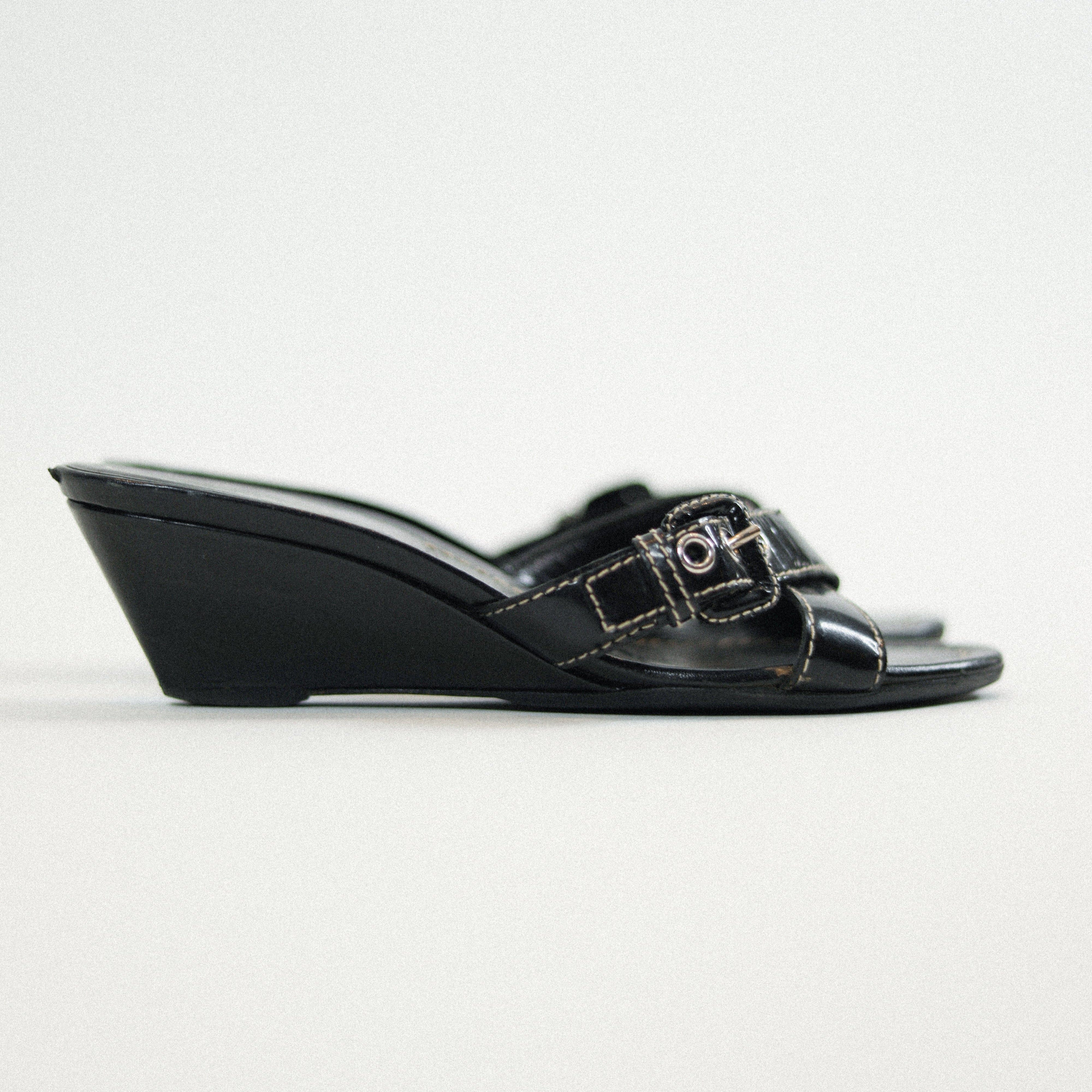 Vintage Prada Patent Leather Sandal Sz 36 1/2