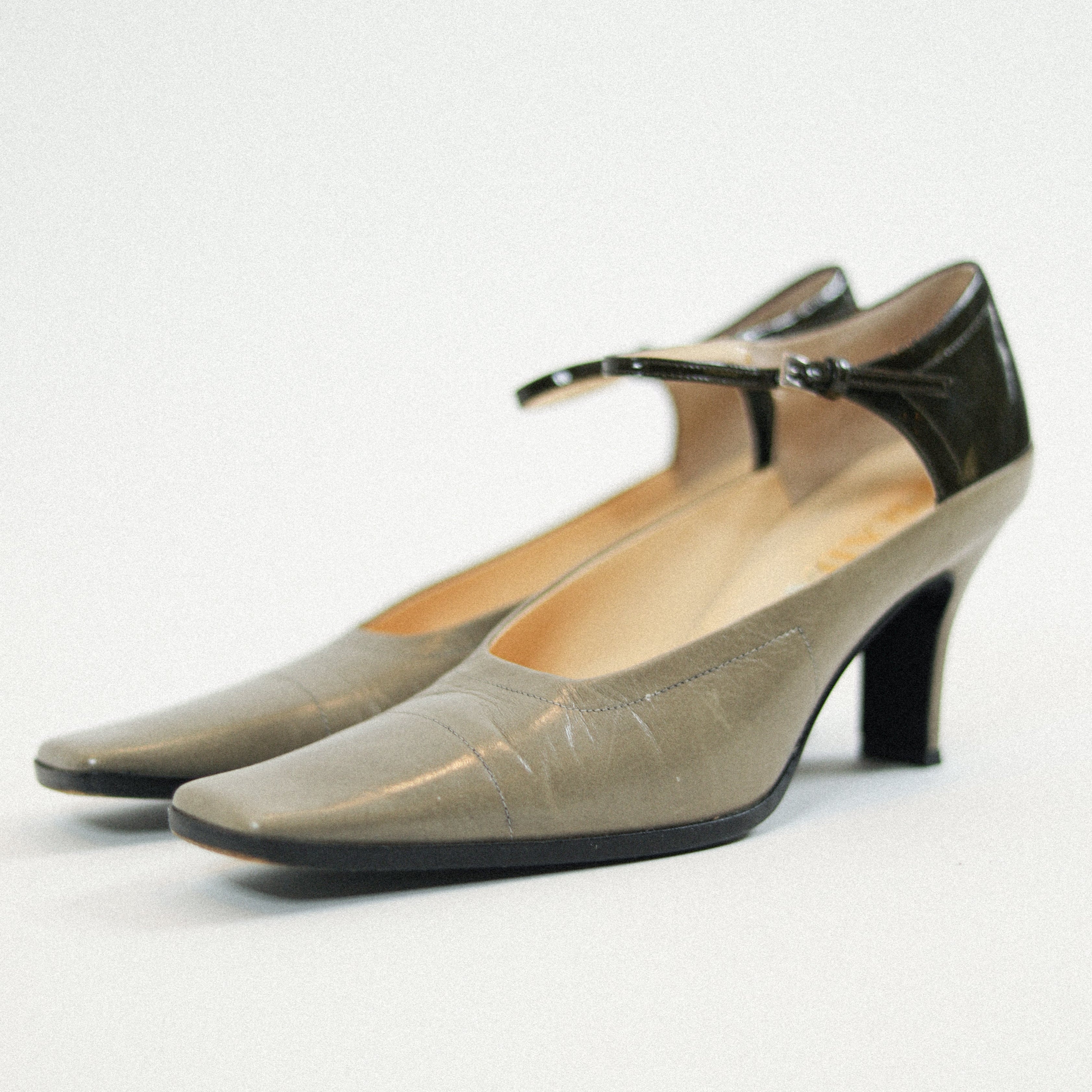 Vintage Prada Leather Mary Jane Heel Sz 37