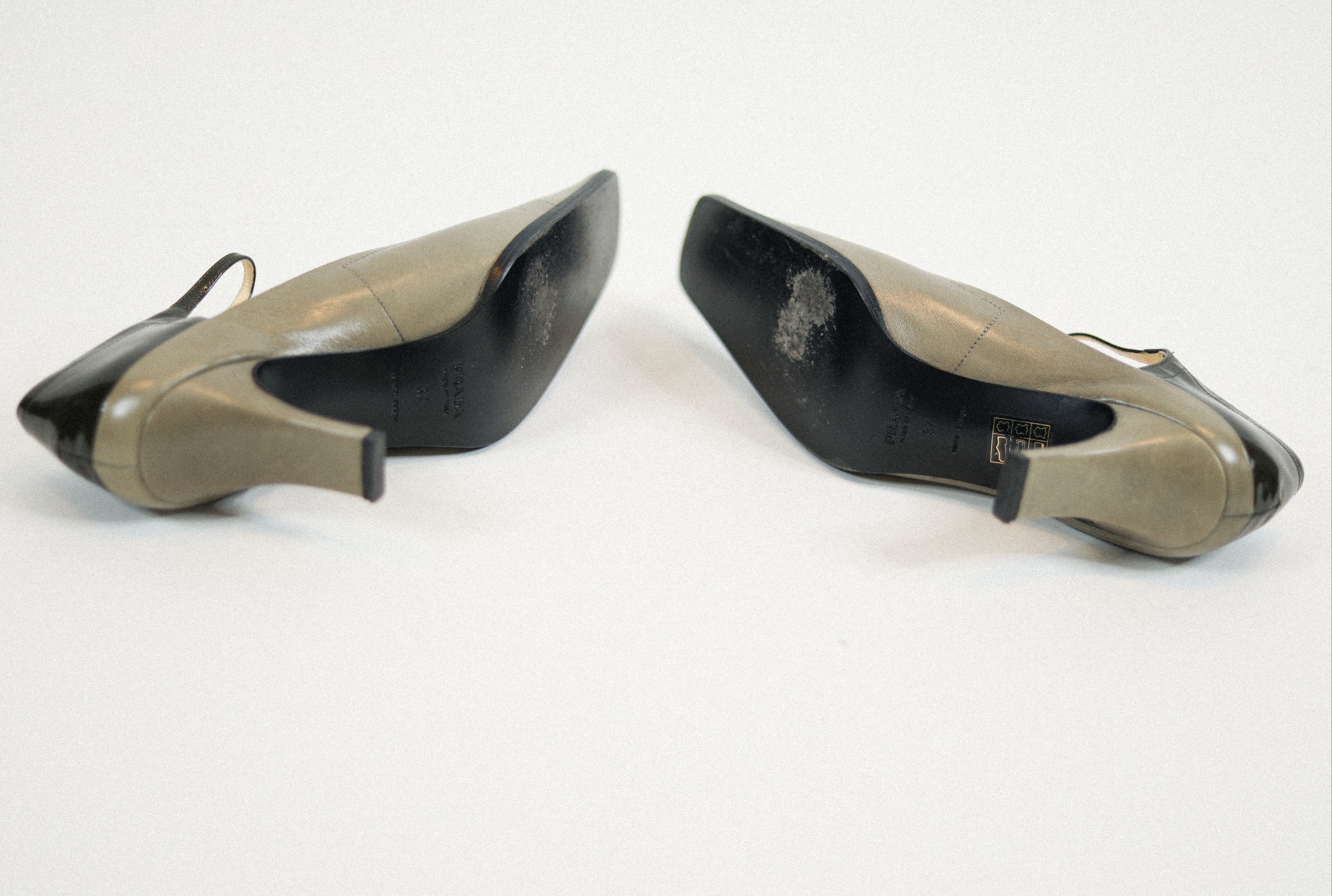 Vintage Prada Leather Mary Jane Heel Sz 37