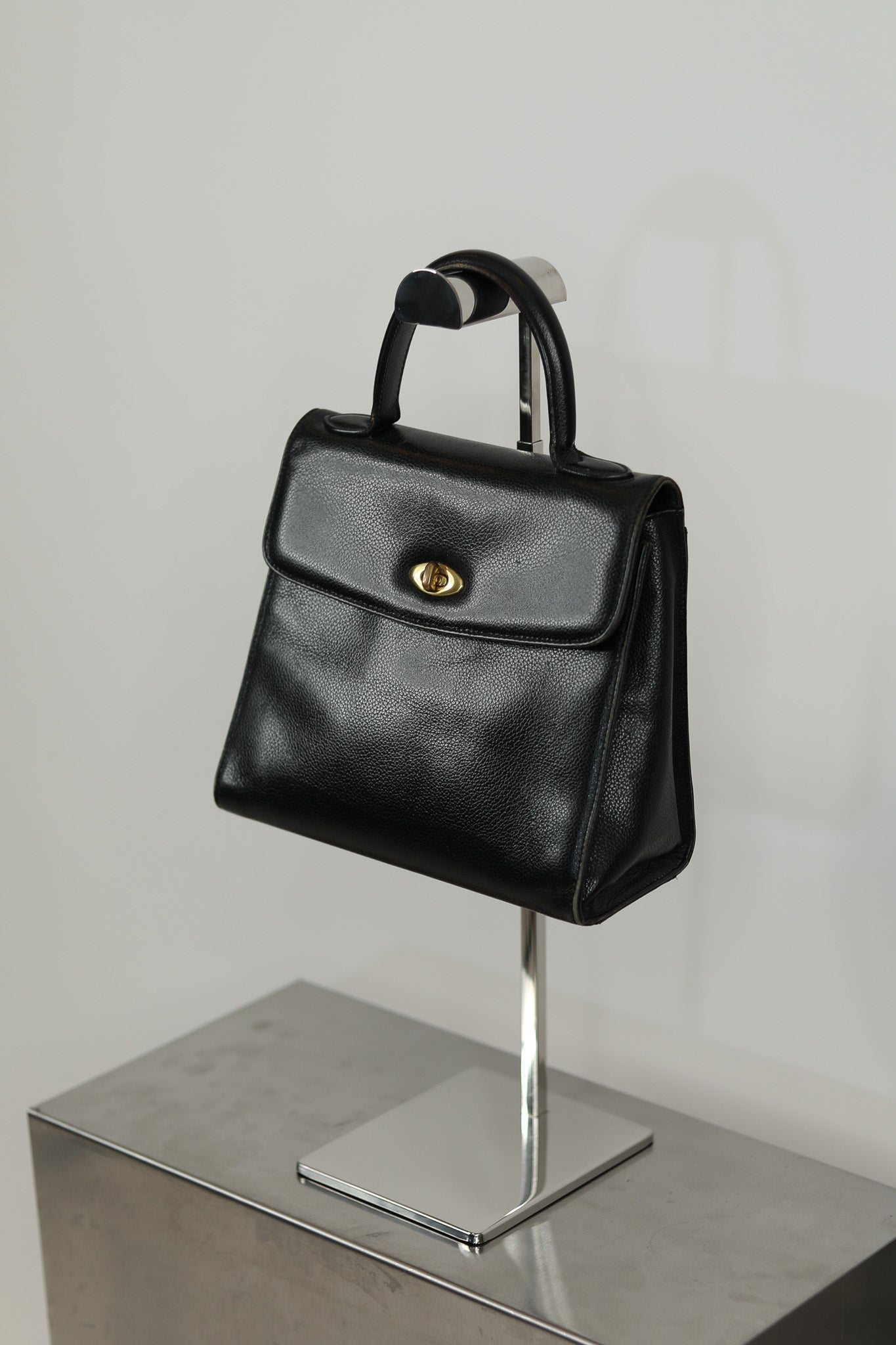 Vintage Coach 4417 Madison Biltmore Black Handbag
